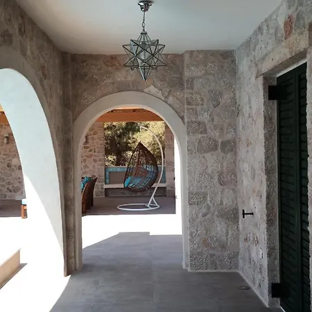 Athena Villa